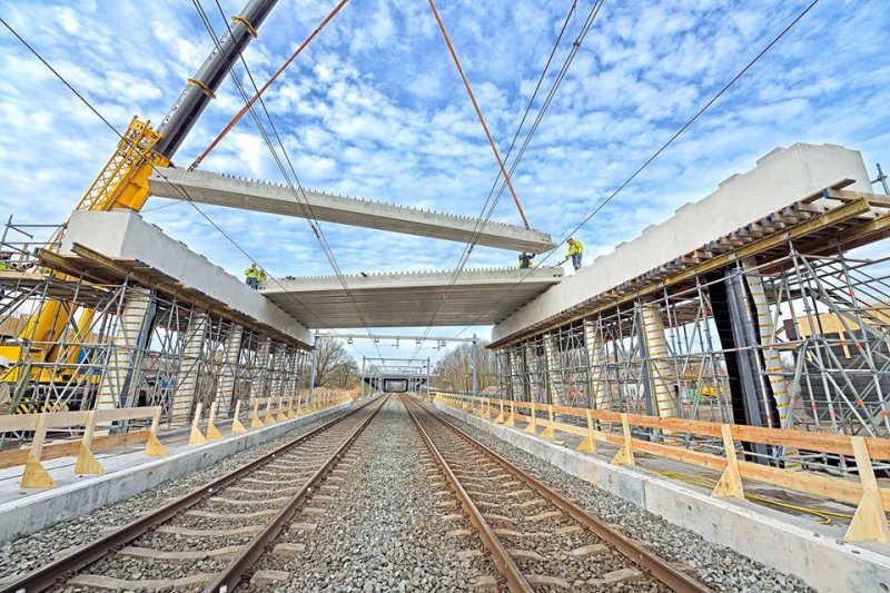 Brug-Rogir-Z-Amersfoort-001