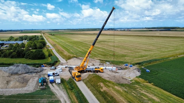 Twee nieuwe betonduikers verbeteren waterafvoer in ’s-Heer Arendskerke