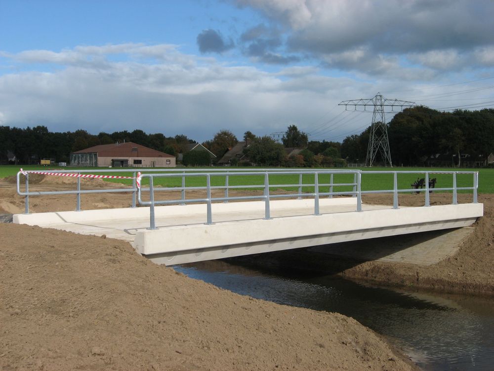 Brug-Vlak-Diepenveen-001